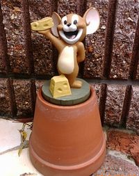 キャラクター人形