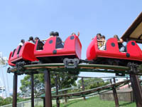 �O��O���[�������h�̎q���p�W�F�b�g�R�[�X�^�[