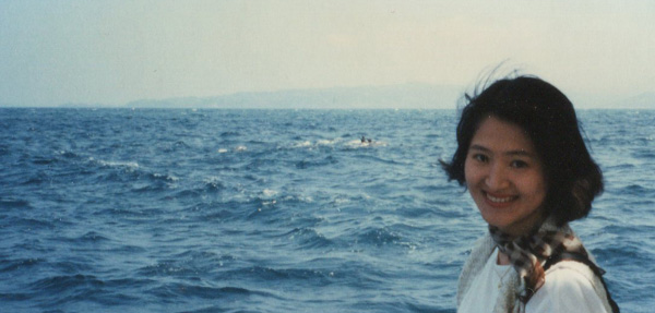 ���₩�Ȕg�̓V���̊C